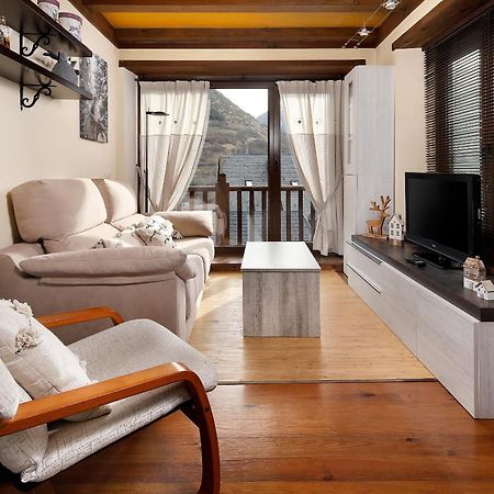 Apartamento La Santeta De Aran Βιέλα Εξωτερικό φωτογραφία
